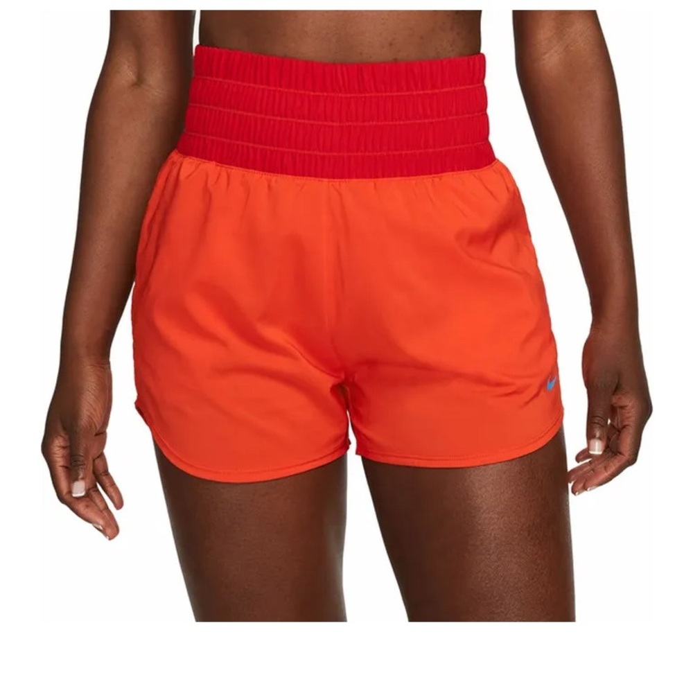 New Nike ✔️Dri-FIT Ultra High-Waisted 3" Brief-Lined Shorts, size XS